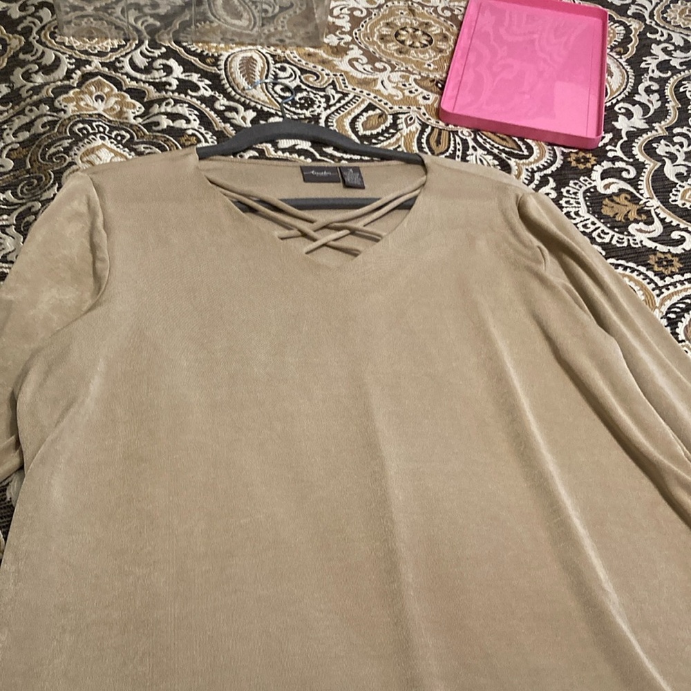 Chico's Tan Long Sleeve Top and pants travelers